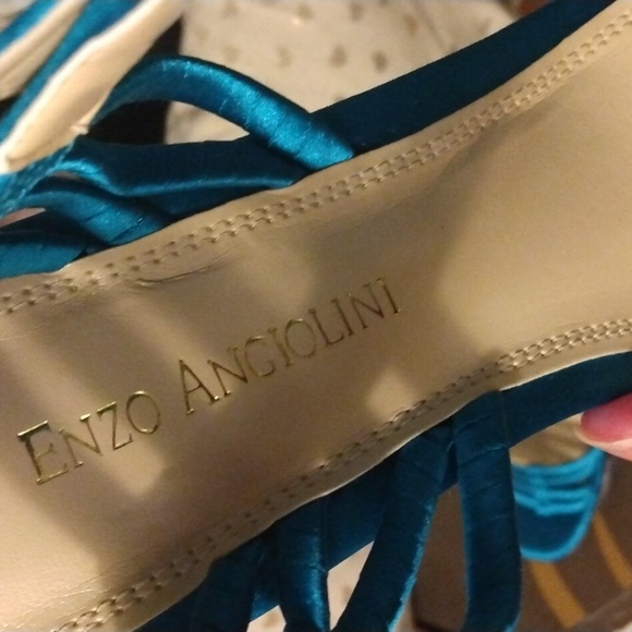 Enzo Angiolini women's vibrant blue wedge sz 8 1/2 New - Picture 7 of 17